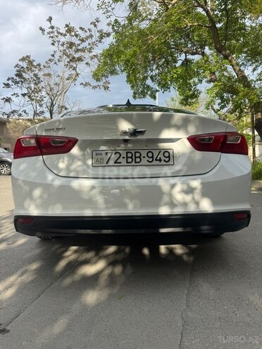 Chevrolet Malibu-5