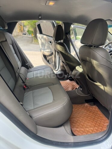 Chevrolet Malibu-20