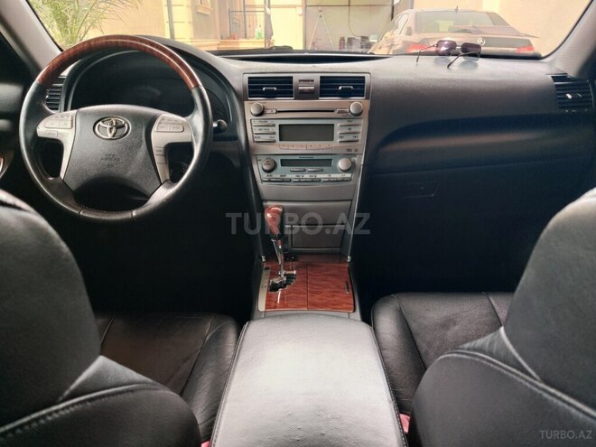 Toyota Camry-3