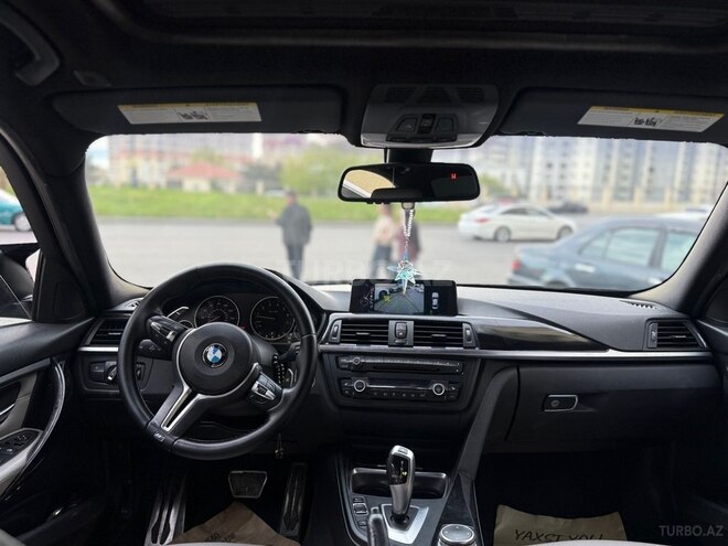 BMW 330-3