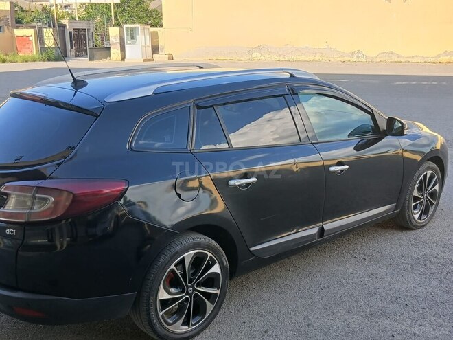 Renault Megane-13