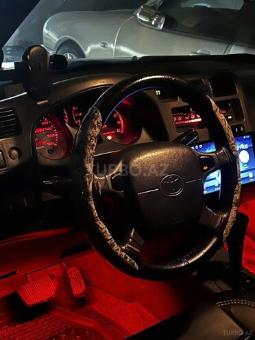 Toyota RAV4-10