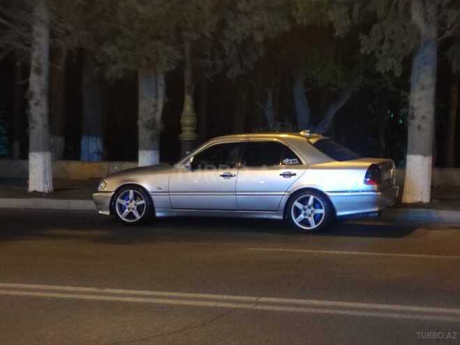 Mercedes C 240-3