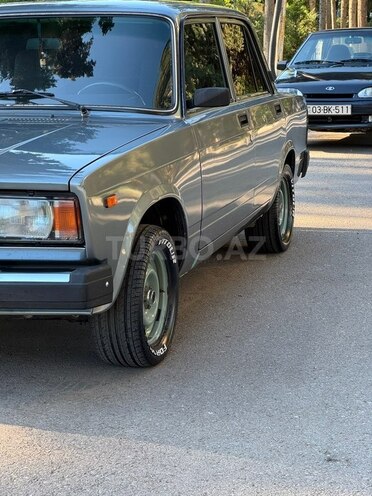 LADA (VAZ) 2107-5