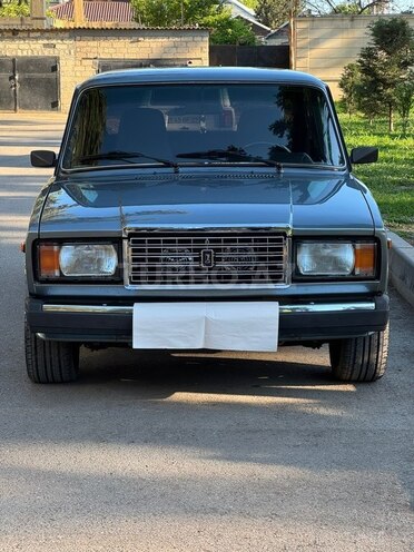 LADA (VAZ) 2107-1