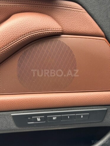 BMW 520d-12