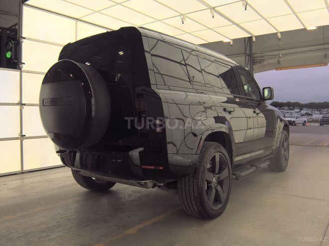 Land Rover Defender-6