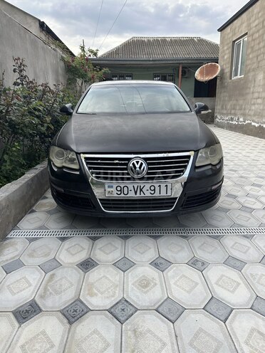 Volkswagen Passat-1