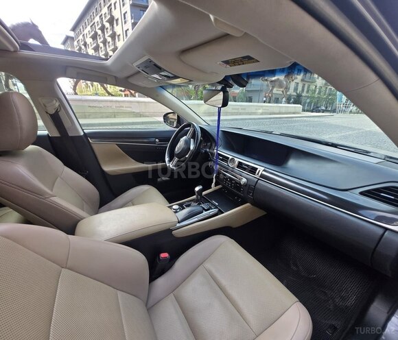 Lexus GS 200t-7