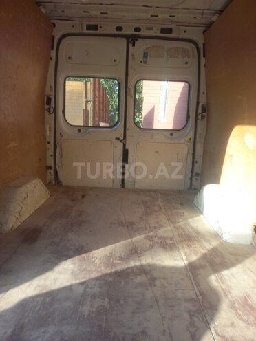 Ford Transit-7