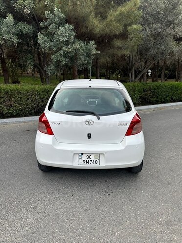 Toyota Yaris-5