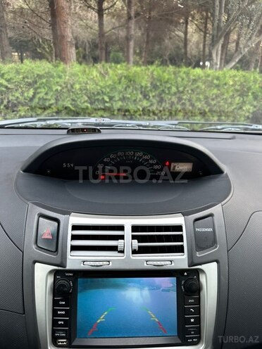 Toyota Yaris-7