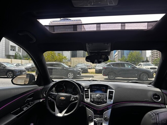 Chevrolet Cruze-10