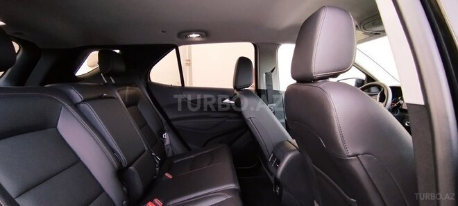 Chevrolet Equinox-12