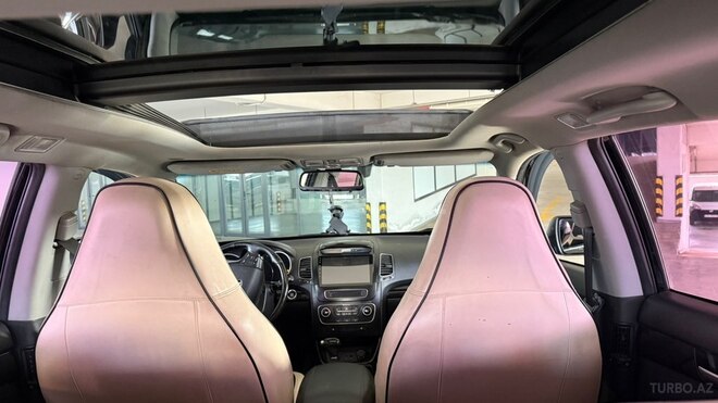 Kia Sorento-5