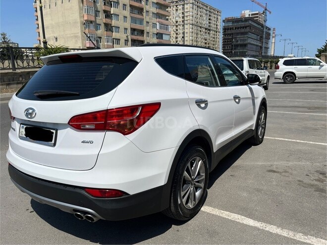 Hyundai Santa Fe-9
