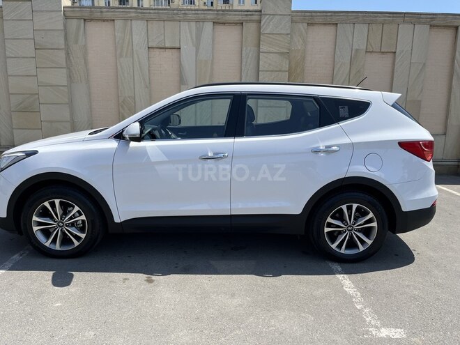 Hyundai Santa Fe-4