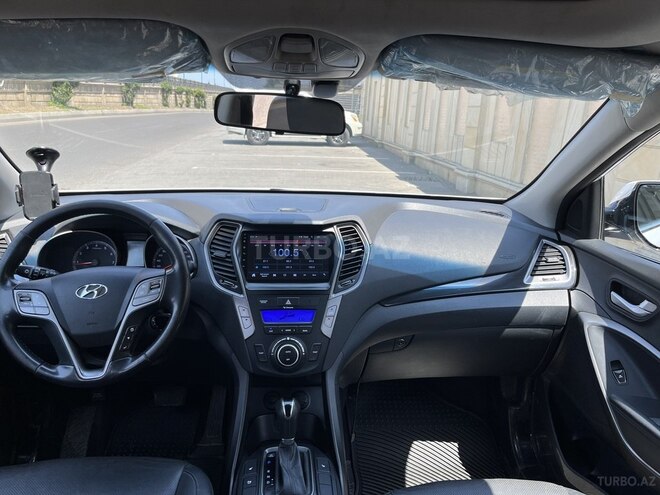 Hyundai Santa Fe-11
