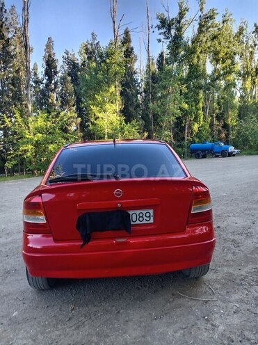 Opel Astra-2