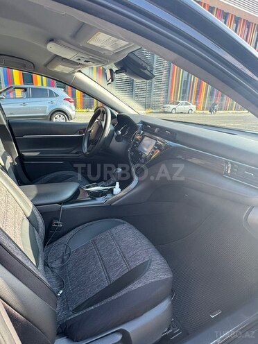 Toyota Camry-2