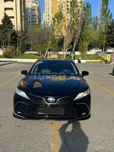 Toyota Camry-1