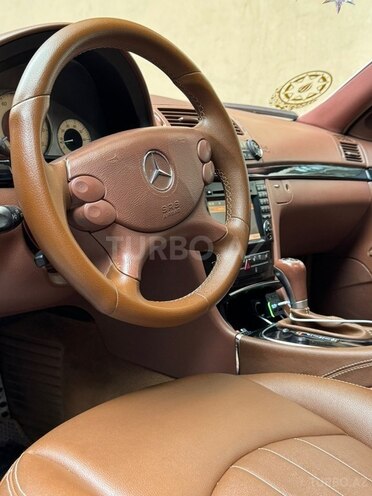 Mercedes E 350-9