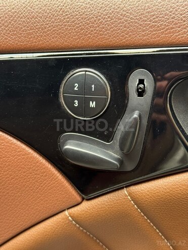 Mercedes E 350-7