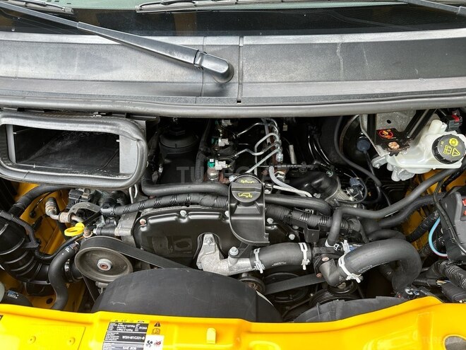 Ford Transit-20