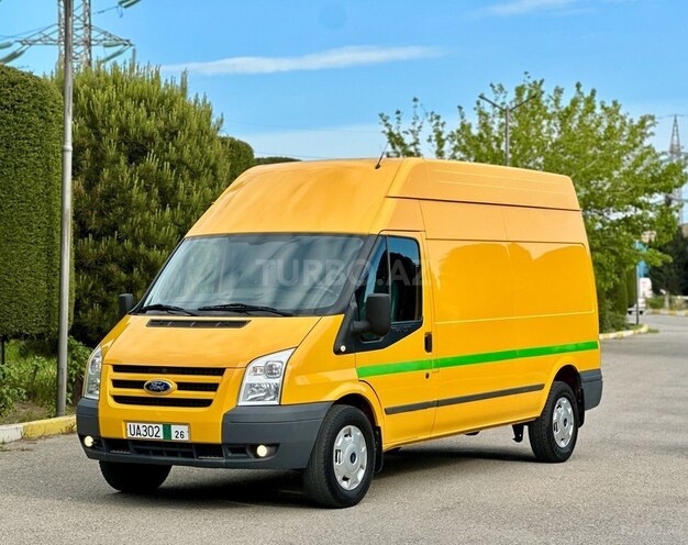 Ford Transit-3