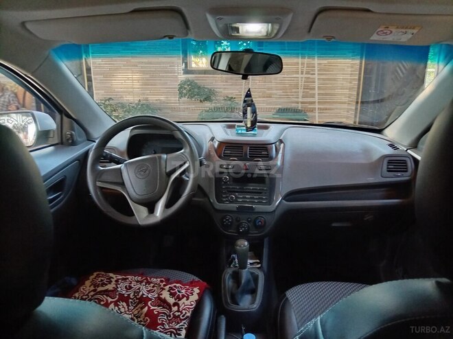 Chevrolet Cobalt-8