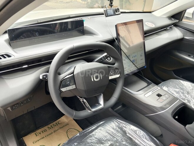 Changan Qiyuan A05-12