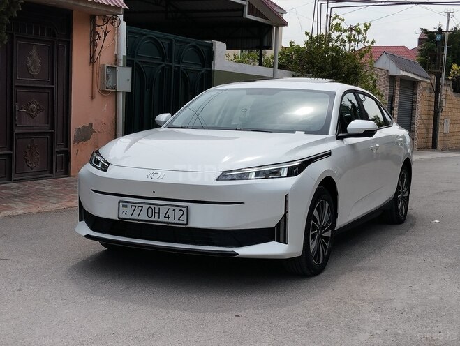 Changan Qiyuan A05-1