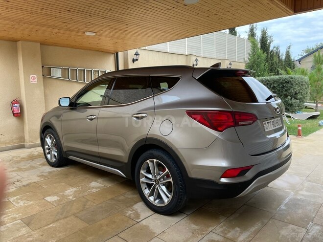 Hyundai Santa Fe-4