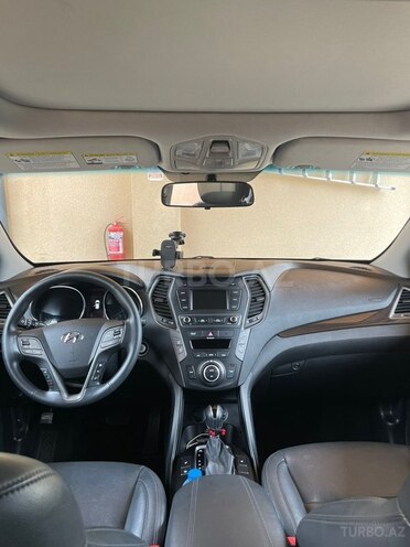 Hyundai Santa Fe-8