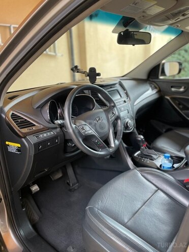 Hyundai Santa Fe-9