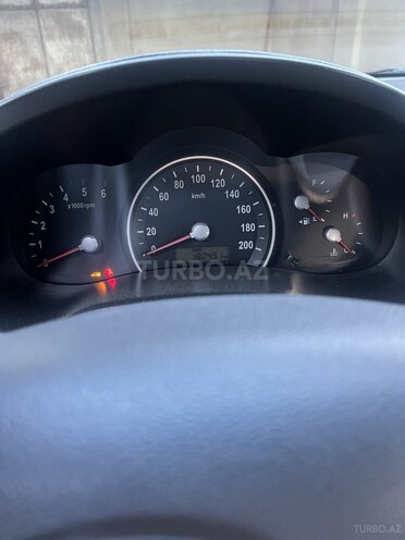 Kia Carnival-13