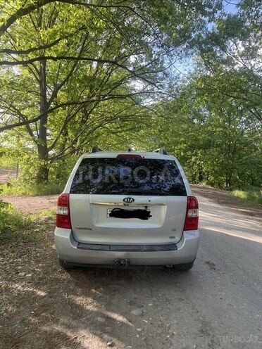 Kia Carnival-2