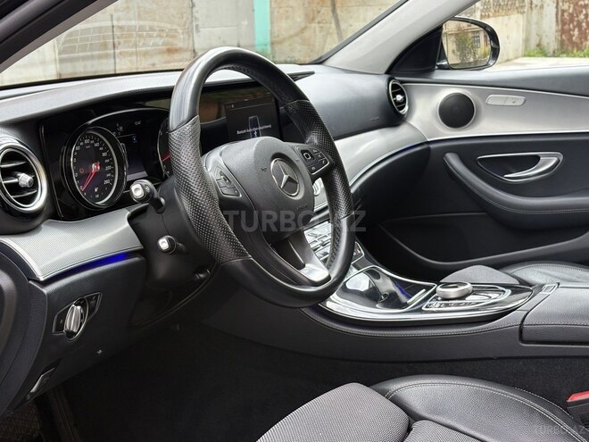 Mercedes E 200-9