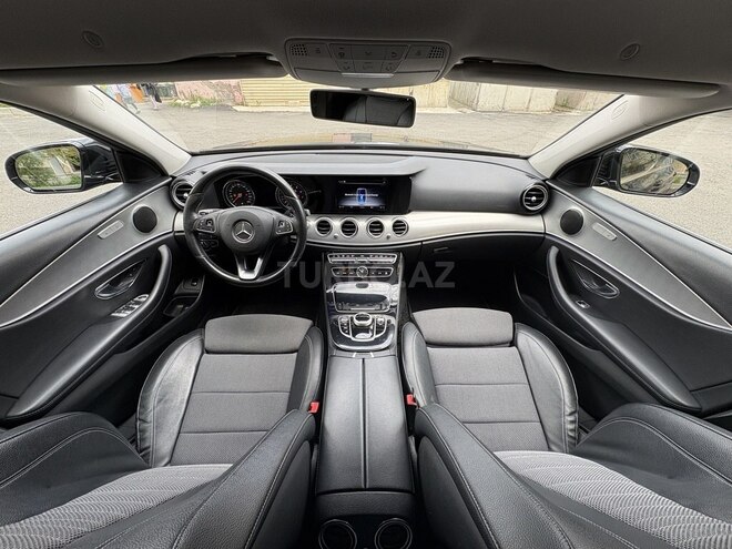 Mercedes E 200-12