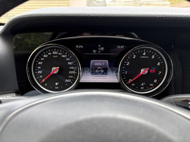 Mercedes E 200-10