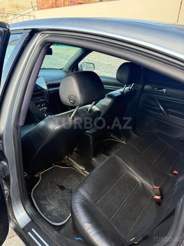 Volkswagen Passat-6