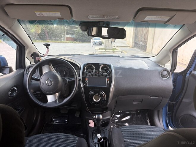 Nissan Note-8