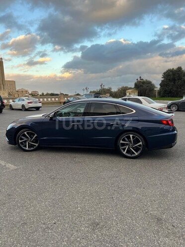 Hyundai Sonata-4
