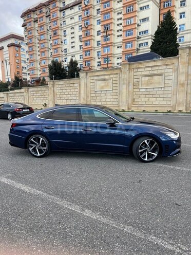 Hyundai Sonata-2