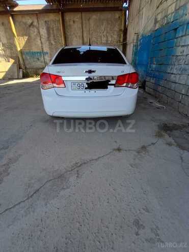 Chevrolet Cruze-2