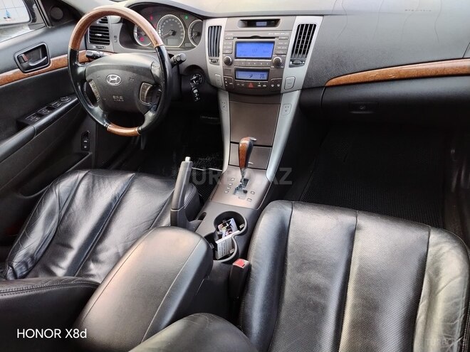 Hyundai Sonata-3