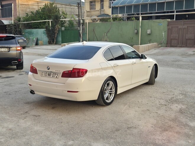 BMW 528-8