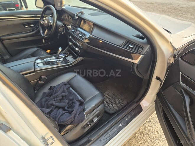 BMW 528-9