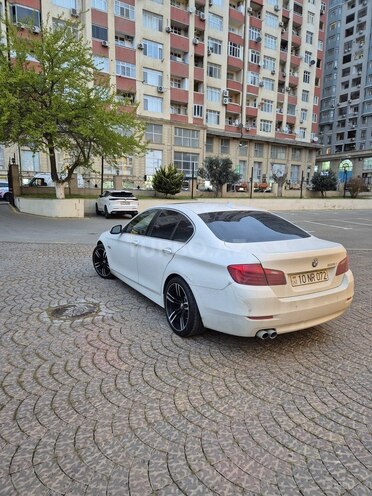 BMW 528-13