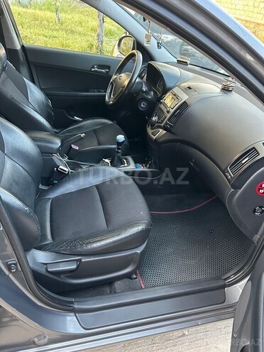 Hyundai i30-7